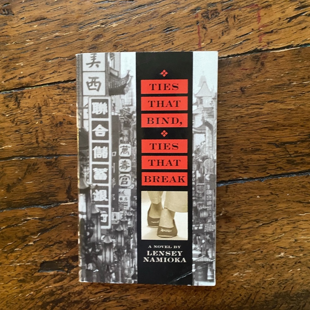 Ties That Bind, Ties That Break by Lensey Namioka